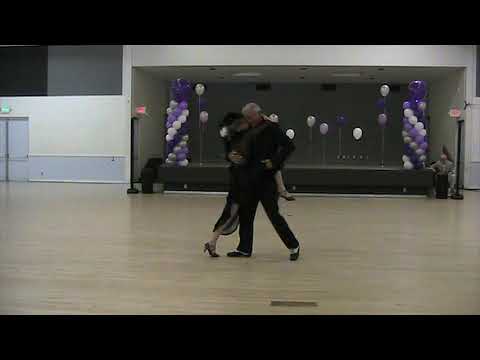 Julie Billig & Michael Espinoza performing an Argentine Tango