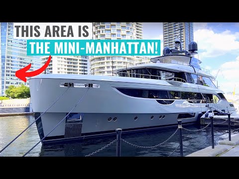 Exploring the Financial District in London - Canary Wharf