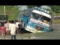 kotnur cheruvu chowdeshwari colony daggara maruvalo cikkukunna bus hindupur