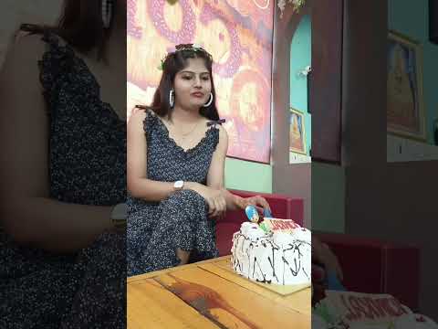 birthday cake cutting