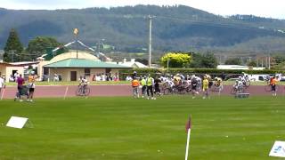 preview picture of video 'Cycling Track Racing - Latrobe, Tasmania'