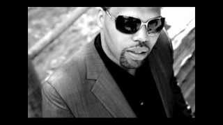 Momma Told Me - Eric Roberson