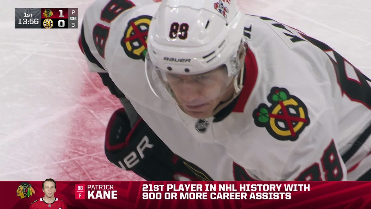 Patrick Kane notches assist #900!