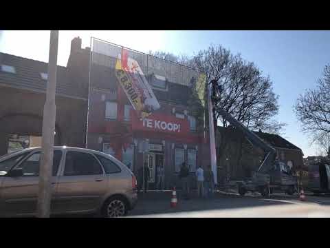 Plaatsing mega verkoopbord voor RTL4 Uitstel van Executie