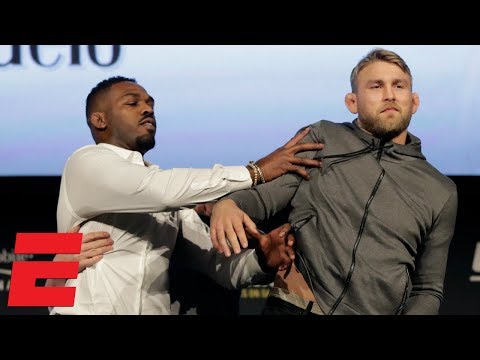 Jon Jones and Alexander Gustafsson get into shoving match at UFC 232 presser | MMA Sound