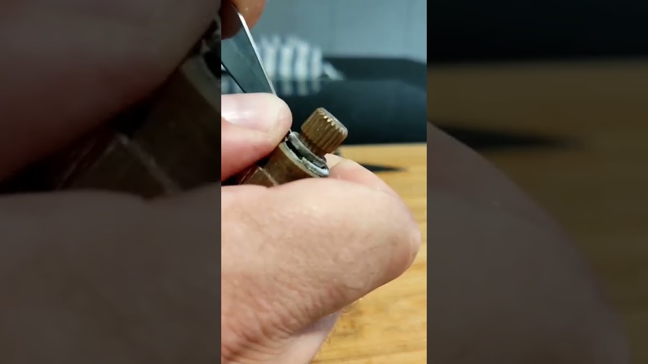 Odkamienianie termostatu baterii prysznicowej.