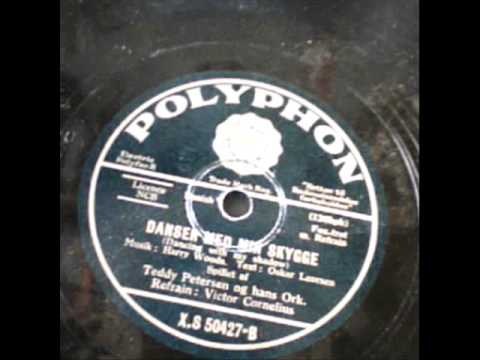 Danser med min Skygge ( Dancing with my shadow ). Teddy Petersen's Orkester. Copenhagen 1935