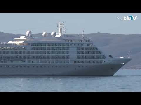 Thumbnail for Kroçiera “Silver Whisper” sjell 600 turistë në Vlorë