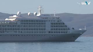 Kroçiera “Silver Whisper” sjell 600 turistë në Vlorë
