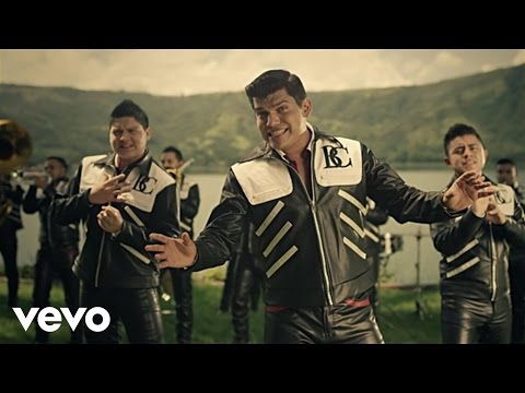 Banda Carnaval - El Que Se Enamora Pierde