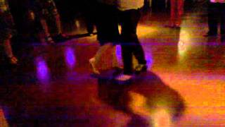 Daniela Roig y Hernán Prieto, clase de tango en La Viruta (7-12-2011)