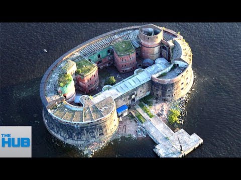 10 Most Heavily Guarded Homes On Earth