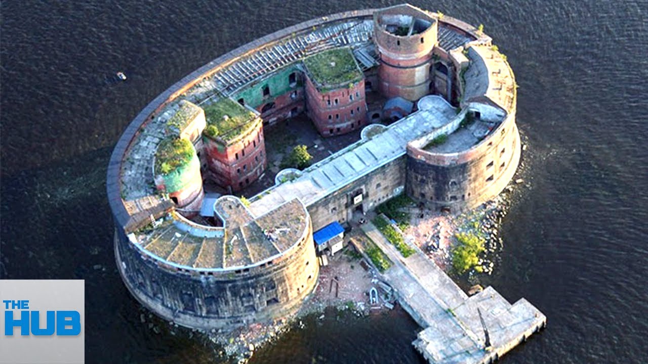 10 Most Heavily Guarded Homes On Earth