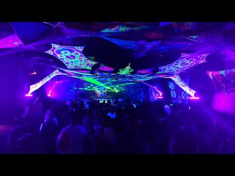 Astrix and Filteria Budapest Dürer kert