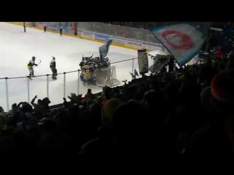 Ambrì Piotta-Fribourg Gotteron 2-1  1.12.2018   ULTIMI ISTANTI E GIOIA