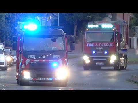 *RARE* Stretford High Volume Pump & Pump Responding - Greater Manchester Fire & Rescue Service