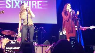 Danielle Lauderdale & Courtney Cole with Sixwire