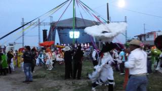 preview picture of video 'Carnaval 2014 - Santa Maria Xonacatepec, Listones.'