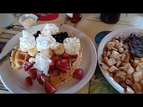 breakfast with auntie 💕