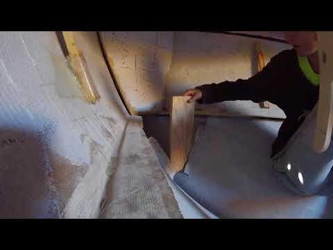 Jogglesticking Bulkheads Under Foc's'le VBerth Bed