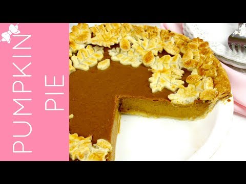 How To Make THE BEST Pumpkin Pie with Pie Crust Leaves // Lindsay Ann Bakes
