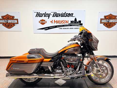 2026 FLHXSE Harley-Davidson® CVO Street Glide Torched Orange