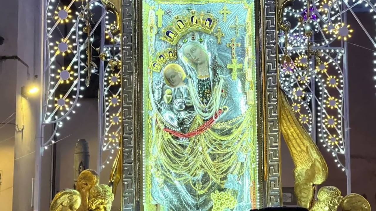 Velletri, le emozioni della Processione della Madonna delle Grazie 2024