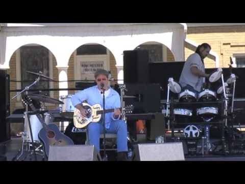 Mike Tozier performs Worried Life Blues @ The Dogwood Festival in Winchester, TN 2008