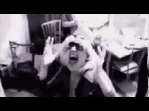 nipplepeople / Sutra vs Empire of the Sun / Walking On The Dream [MashUp]