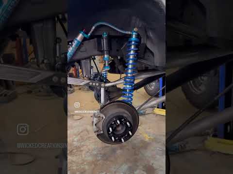 3-link kits for our 5th gen 4runner #3link #longtravel #fabricator