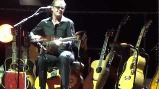 JOE BONAMASSA ACOUSTIC Stones in my passway  Robert Johnson  LYON 2012