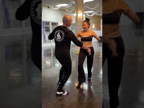 Salsa On2 Sequence with us #rodrigoandwendy #dance #salsa #salsanight #latindance