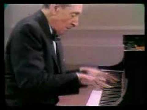 Vladimir Horowitz - Variation on a theme of Bizet's - Carmen