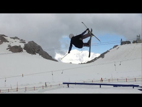 Dachstein - Simon Bartik ft. Kristyna Kapounova