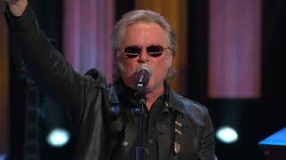 McBride &amp; The Ride - Sacred Ground (Live at the Grand Ole Opry)