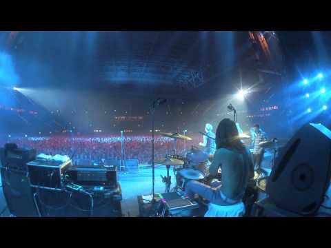 DONOTS Tour Diary - mit Die Toten Hosen (Düsseldorf 12.10.2013)