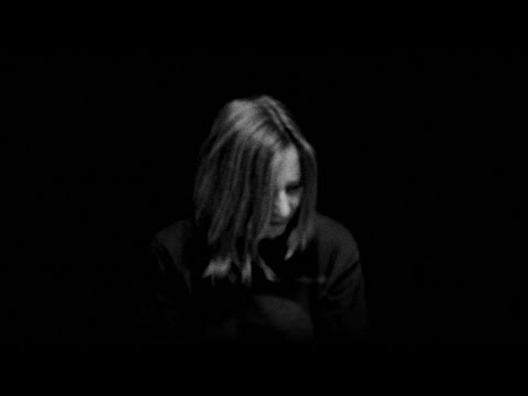 Portishead - SOS