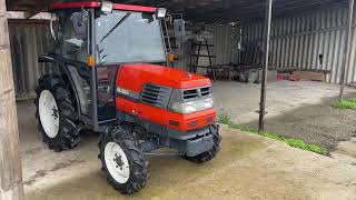 Kubota 26 HP PowerShift, klimatizirano, brezplačna dostava, servisirano, japonski traktor, mali traktor