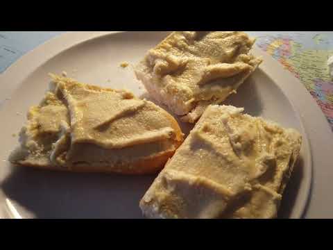 MongoTV_13113 - ENGLISH VLOG - Friday 11.45 AM - Eating Bread With Hummus - 9.530 Video To Go