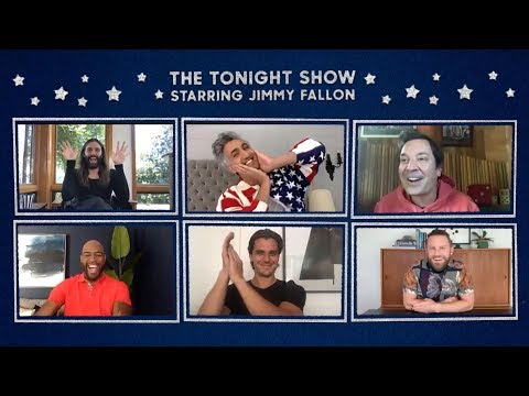 クィアアイ』の共同司会者が、レモンを電子レンジで温めたり、人生を変えるアドバイスをしたりしています。 (The Co-Hosts of Queer Eye on Microwaving Lemons and Other Life-Changing Advice)