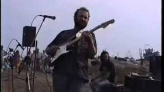 John Martyn singing "Big Muff" live on Hastings Beach in 1991