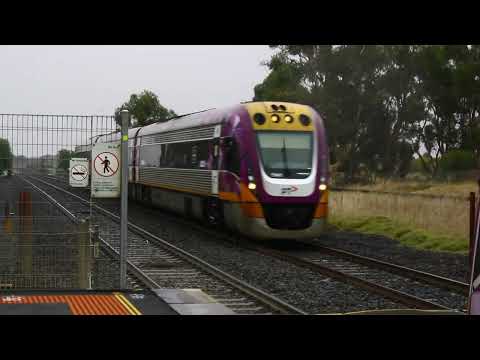 v/line trains at little river