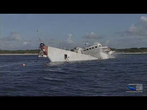 SeaScope 32 - Destroyer at Peace