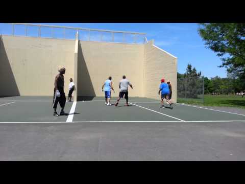 Saint Louis 3 Wall Handball