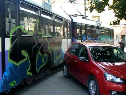 tramvai6 timisoara viraj precautie curba piata 700 spre centru