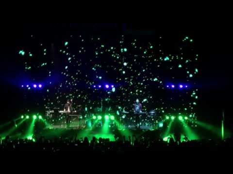 SHELTER Live Tour [Intro] NYC - MSG 11.18.16. - Porter Robinson and Madeon