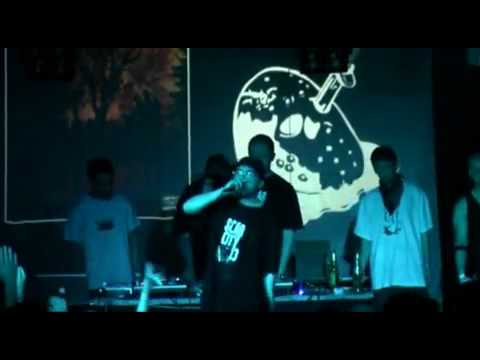 Killakikitt - Kikötők (LIVE!)