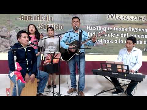 Cadena de cantos de adoración, Dios esta aquí, te alabo, santo santo, tu fidelidad, de gloria