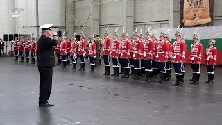 Тържествено осветиха знамето на ученическия гвардейски отряд в Рудозем