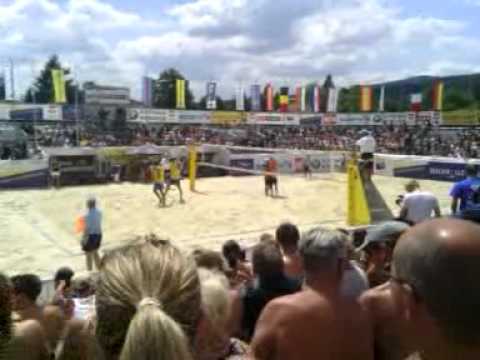 Alex Horst showing some great D